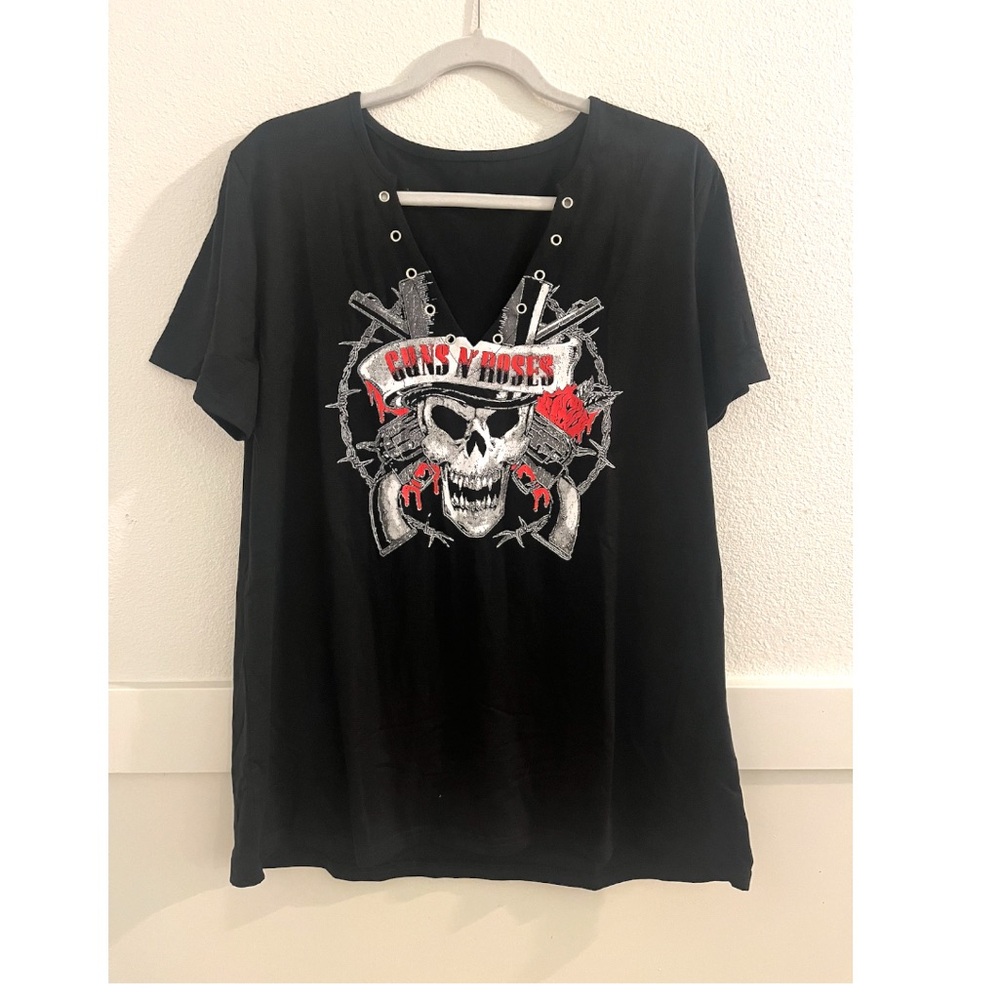 Guns N' Roses Black Graphic T-Shirt Women’s XL